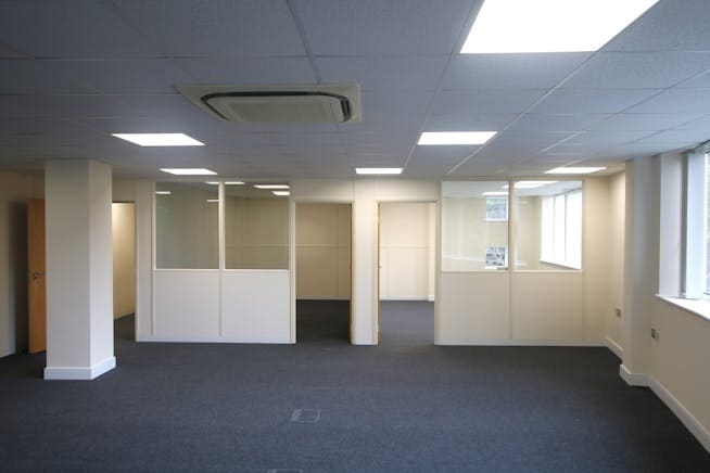 Ingworth Rd, Poole for lease Interior Photo- Image 1 of 4
