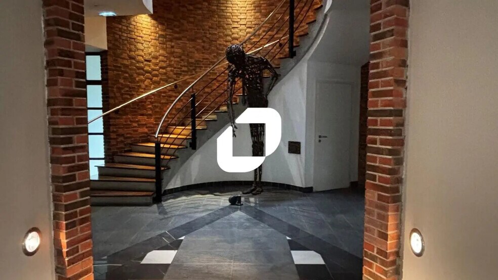 1 Rue Icare, Entzheim for sale - Interior Photo - Image 2 of 7