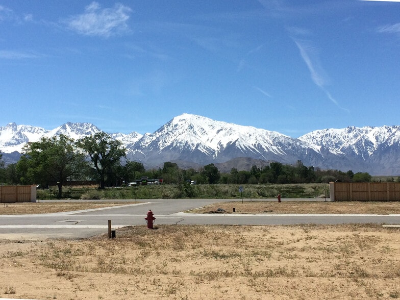 1275 N Barlow Ln, CA 93514