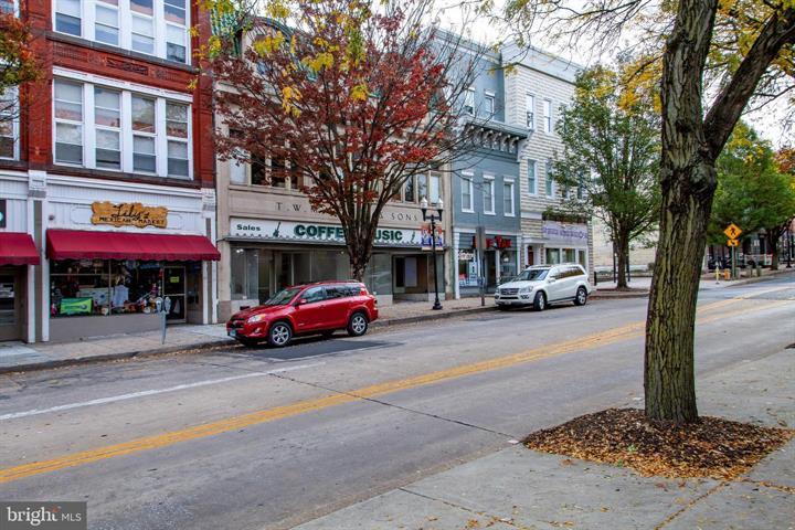 31-33 E Main St, Westminster, MD for sale - Primary Photo - Image 1 of 73