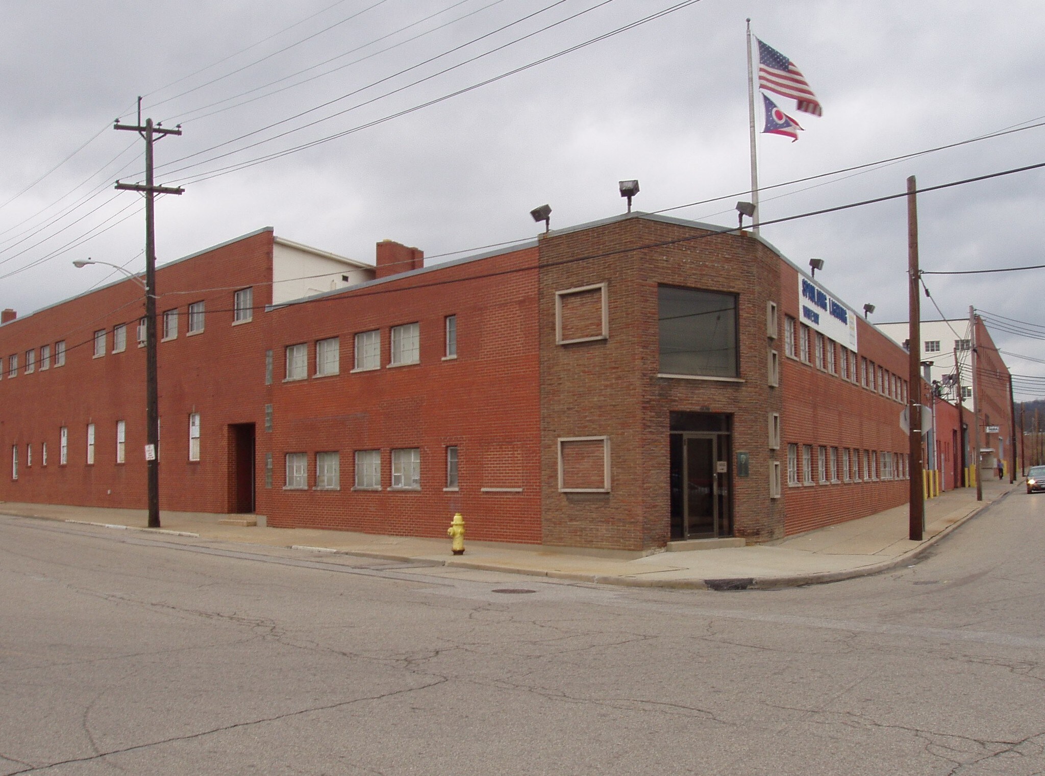 1736 Dreman Ave, Cincinnati, OH for sale Primary Photo- Image 1 of 1