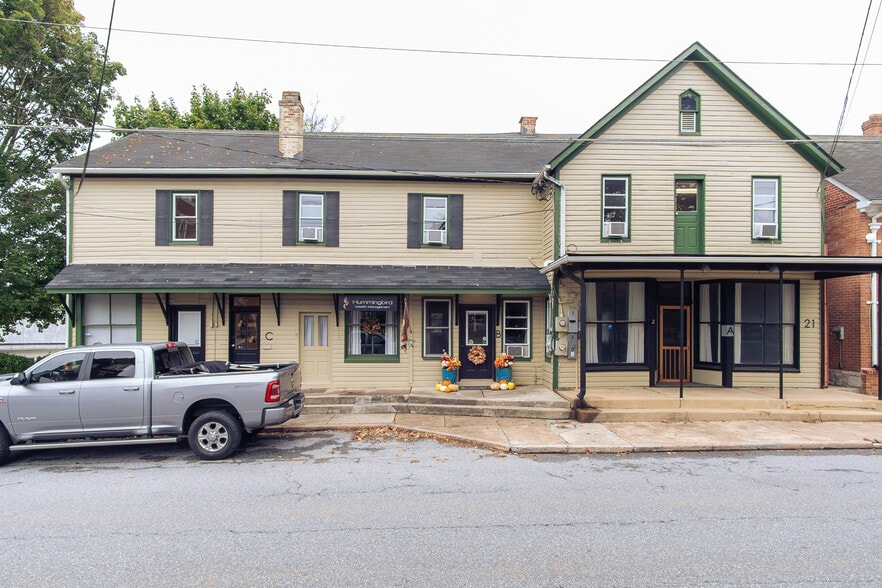 21 W Pennsylvania Ave, Walkersville, MD for sale - Building Photo - Image 2 of 13