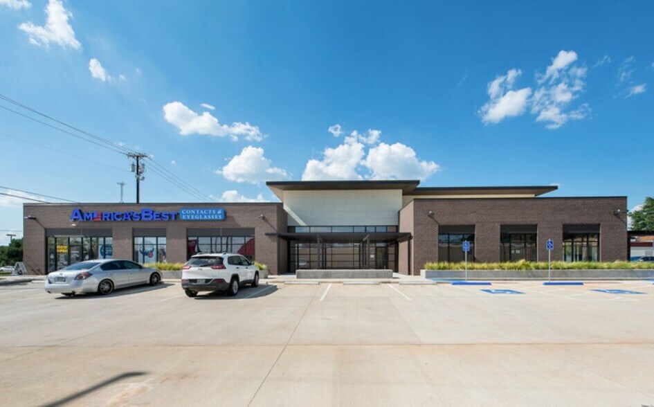 6710 S Broadway Ave, Tyler, TX for sale - Building Photo - Image 1 of 1