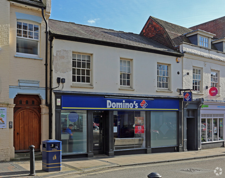 15a, 17 and 19 High Street, Alton, GU34 portfolio of 3 properties for sale on LoopNet.com - Primary Photo - Image 2 of 3