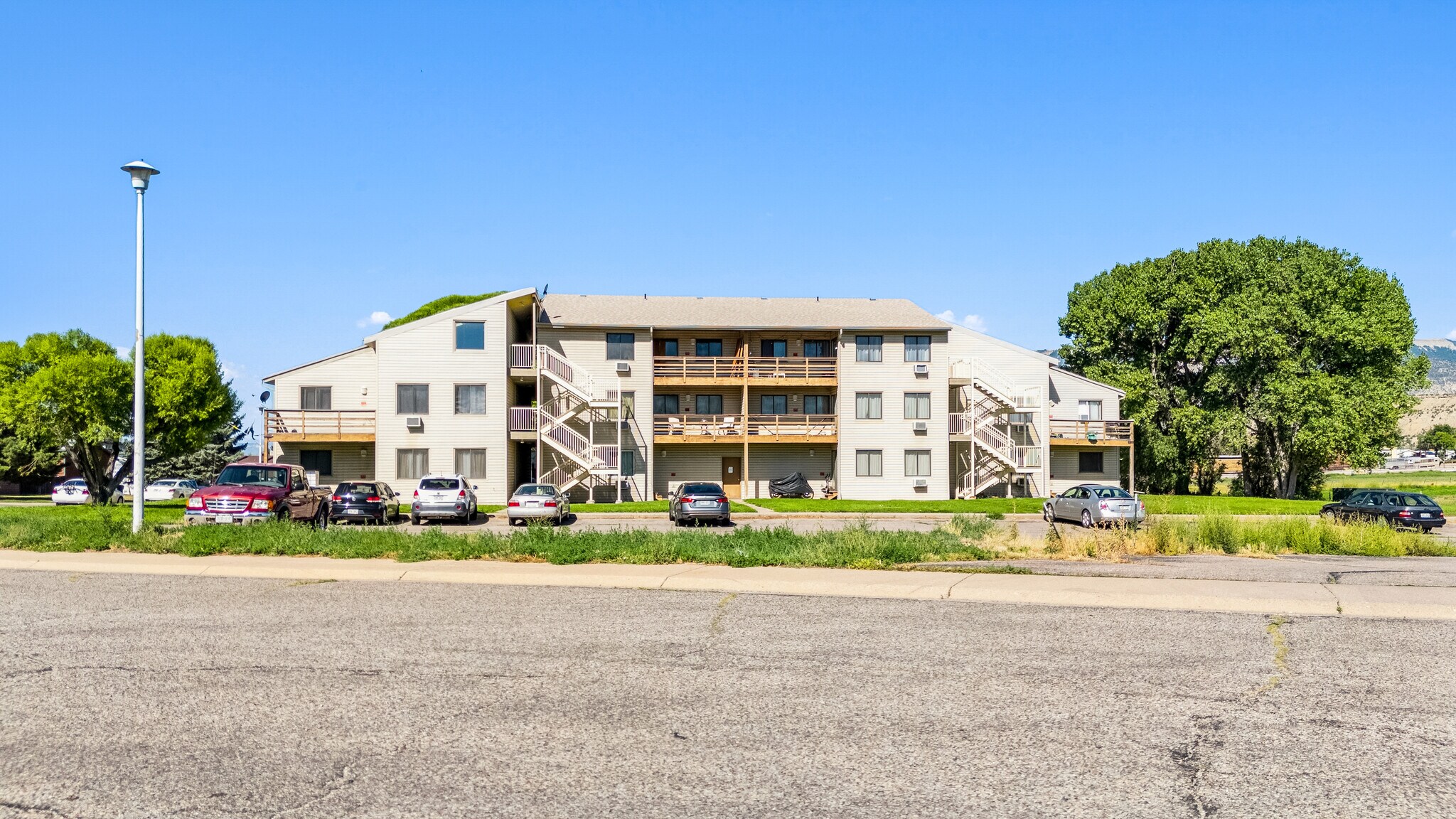 902 Wamsley Way, Rifle, CO for sale Primary Photo- Image 1 of 1
