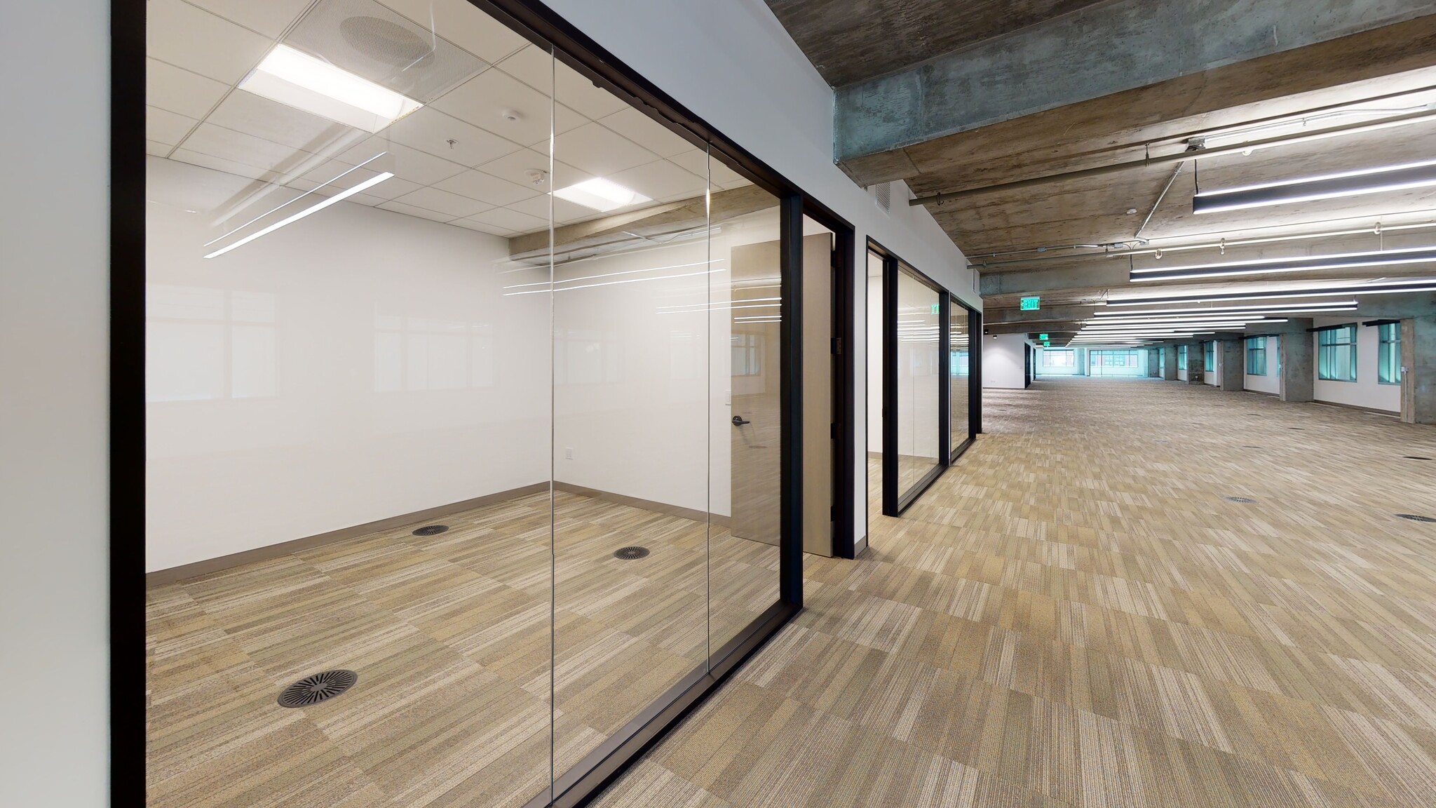 153 Townsend St, San Francisco, CA for lease Interior Photo- Image 1 of 4