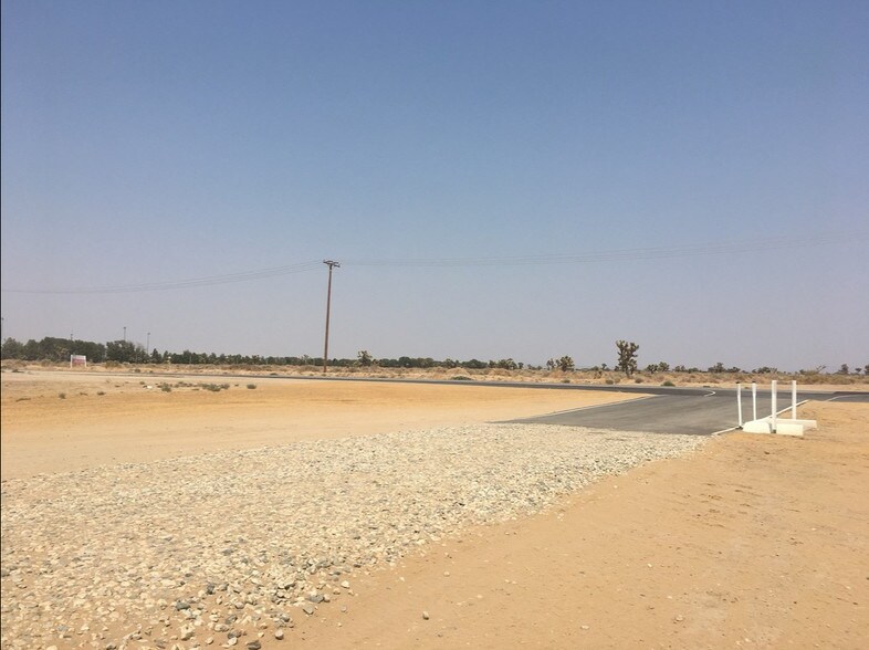 30TH St, Palmdale, CA for sale - Building Photo - Image 1 of 8