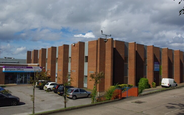 Arrowe Brook Rd, Wirral for sale - Primary Photo - Image 1 of 1