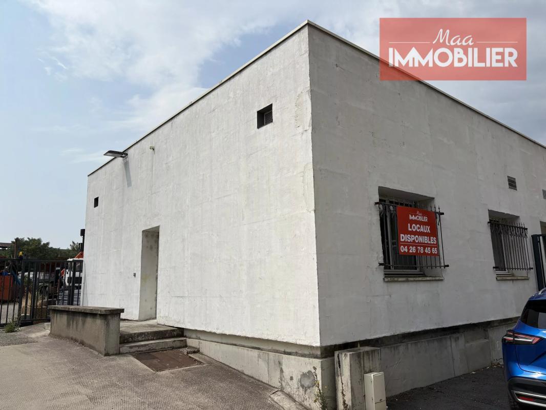 Office in Firminy for lease Building Photo- Image 1 of 8