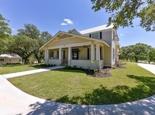 403 W Live Oak St, Fredericksburg, TX for sale Primary Photo- Image 1 of 1