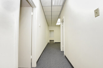 4300 S I-10 Service Rd, Metairie, LA for lease Interior Photo- Image 2 of 6