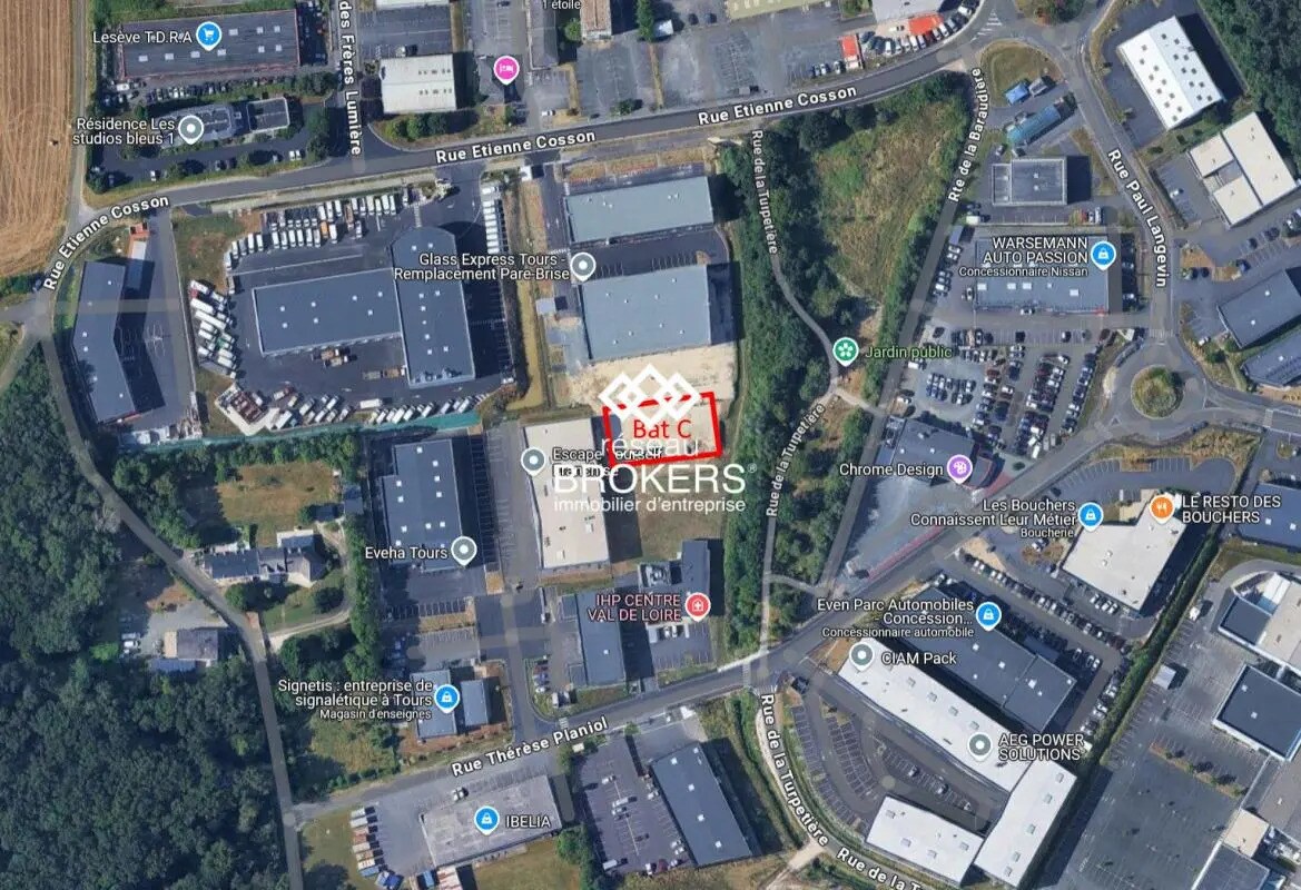 Flex in Chambray-lès-Tours for sale Building Photo- Image 1 of 4