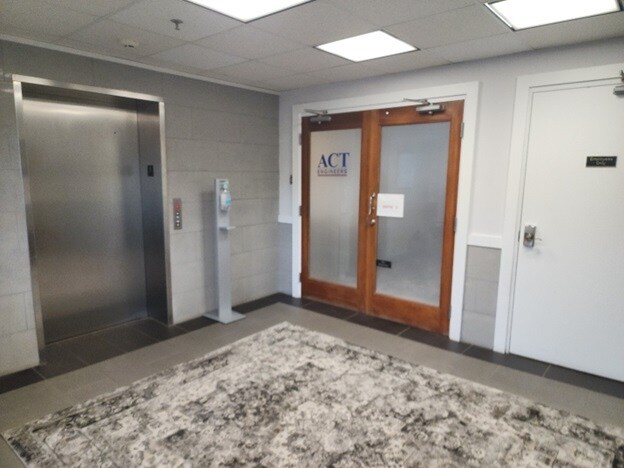 1 Washington Blvd, Robbinsville, NJ 08691 - Unit 3 & 4 - - Lobby - Image 2 of 26