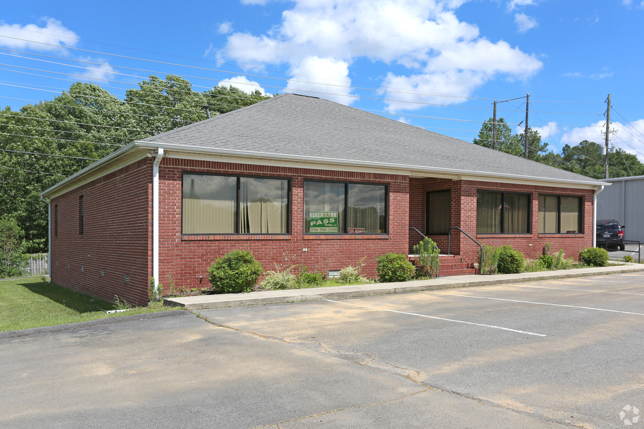 1764 N Brindlee Mountain Pky, Arab, AL for sale Primary Photo- Image 1 of 1