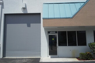 4600-4628 Hiatus Rd, Sunrise, FL for lease Interior Photo- Image 2 of 3