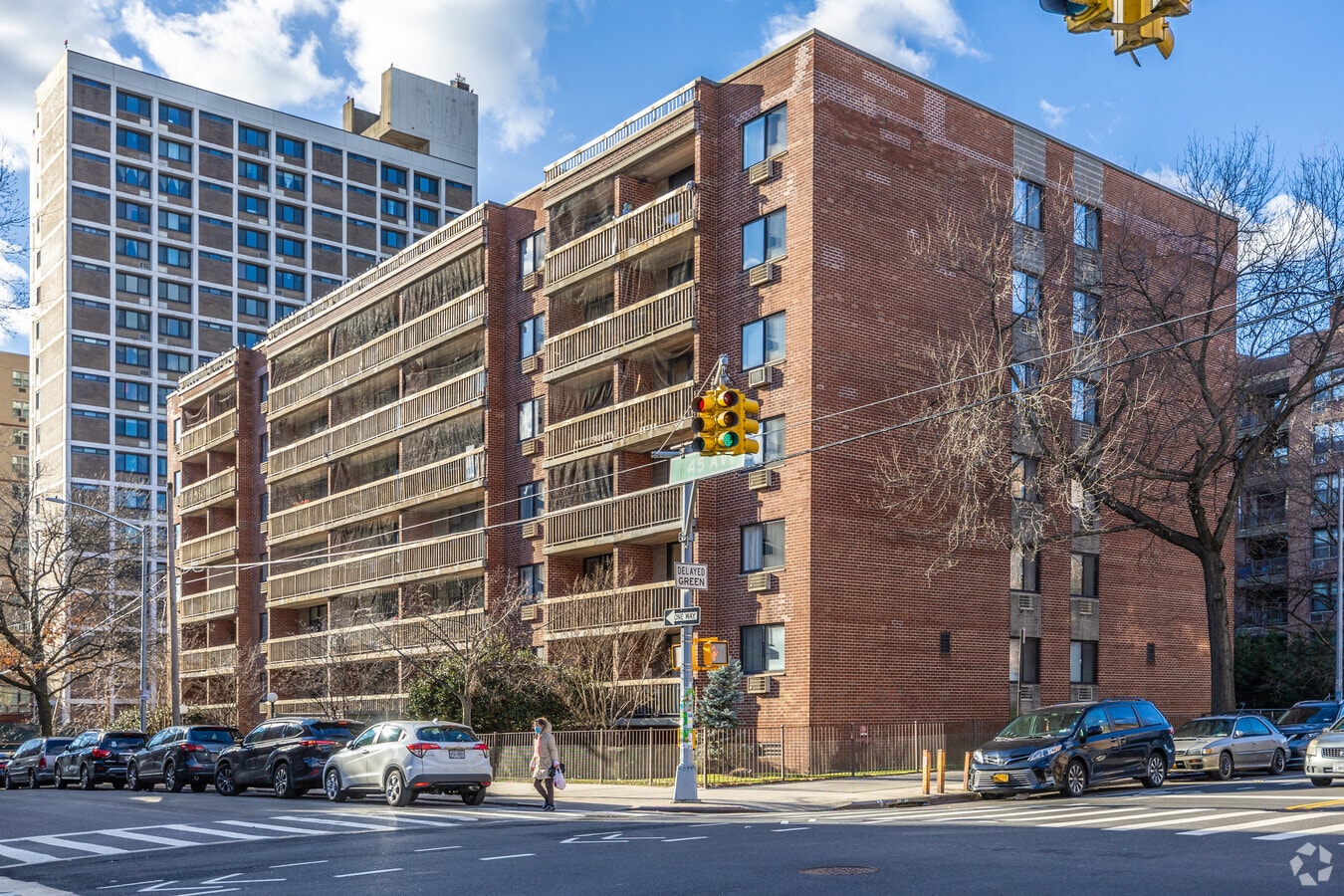 13777 Kissena Blvd, Flushing, NY 11355 Office/Medical for Lease