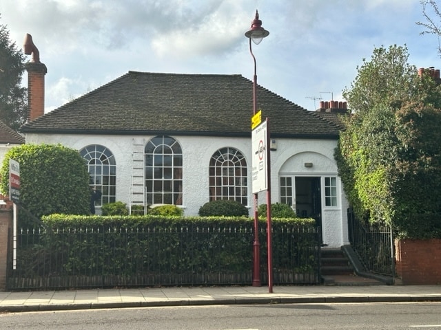 34 Watling St, Radlett for sale Building Photo- Image 1 of 1