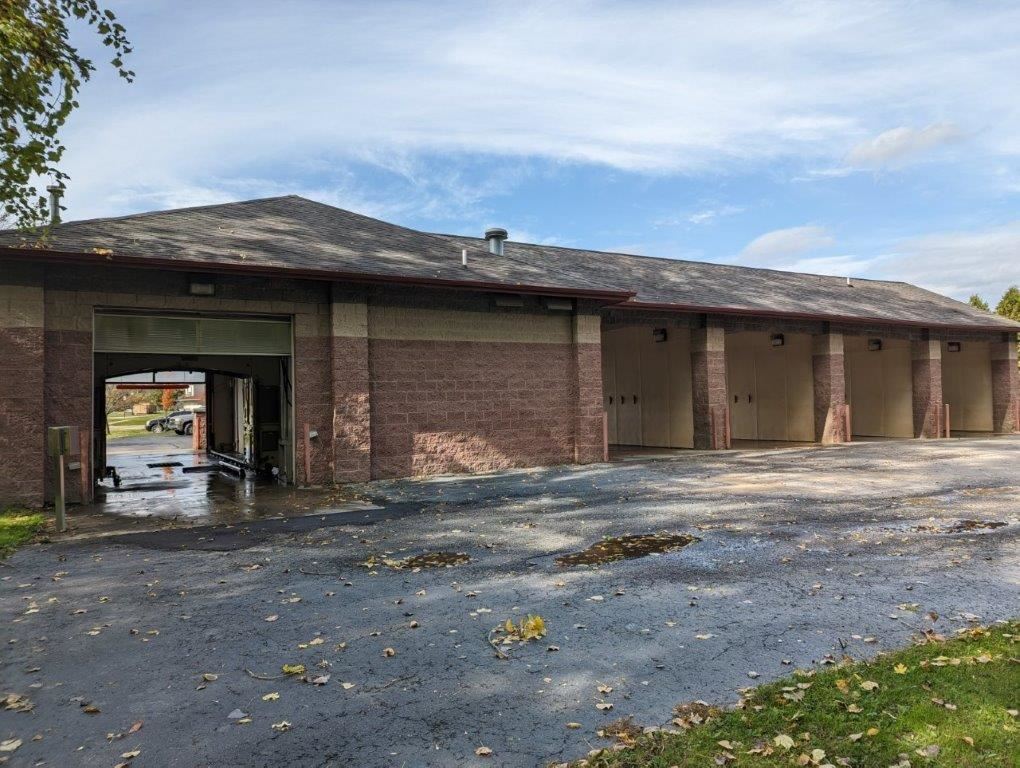 426 S Steele St, Ionia, MI 48846 Ionia Carwash Portfolio