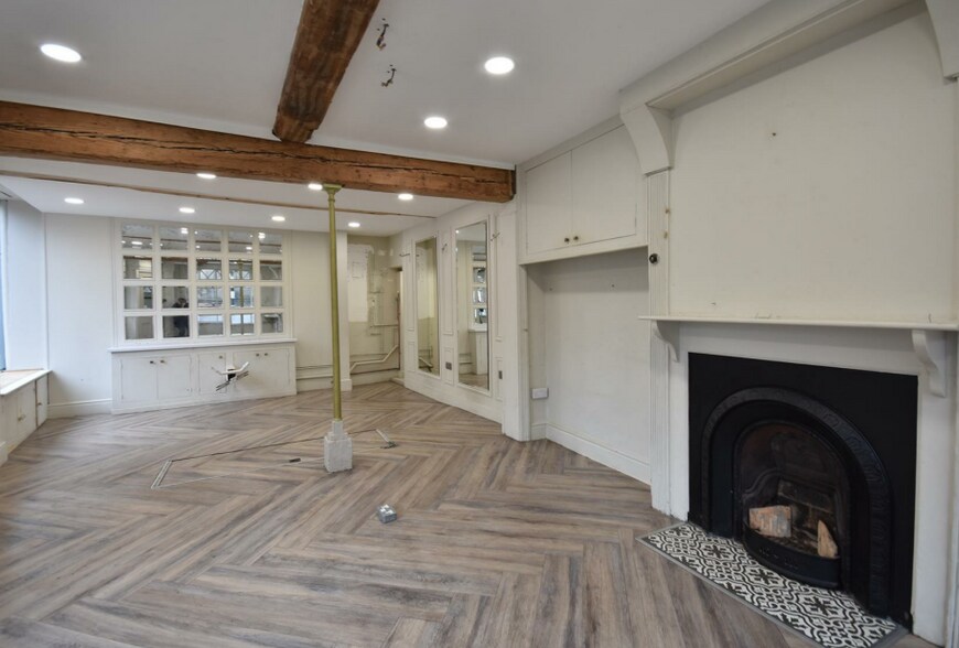 39 Castle Gate, Newark for lease - Building Photo - Image 1 of 3