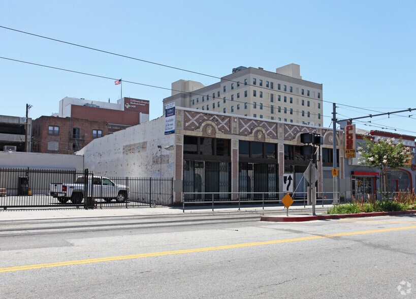 1352-1358 S Flower St, Los Angeles, CA for sale - Primary Photo - Image 1 of 4