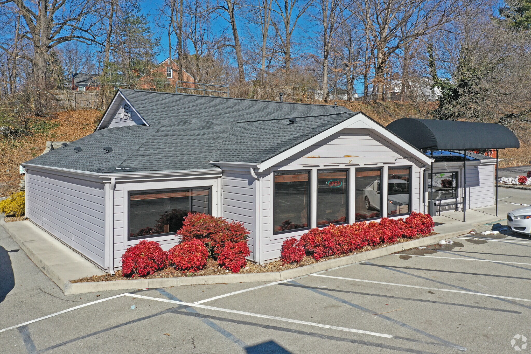 3033 Brambleton Ave SW, Roanoke, VA for sale Primary Photo- Image 1 of 1