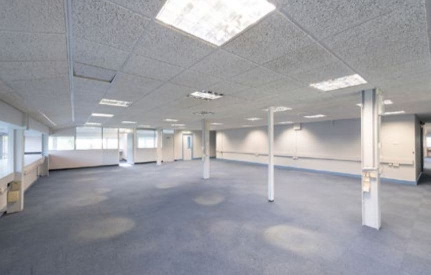Crown Gate, Runcorn for sale - Interior Photo - Image 2 of 2