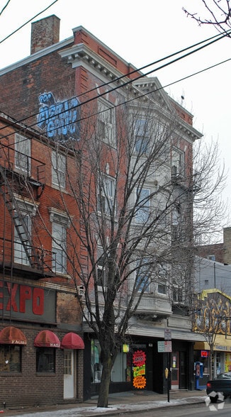 222-224 W McMillan St, Cincinnati, OH for lease - Building Photo - Image 3 of 9