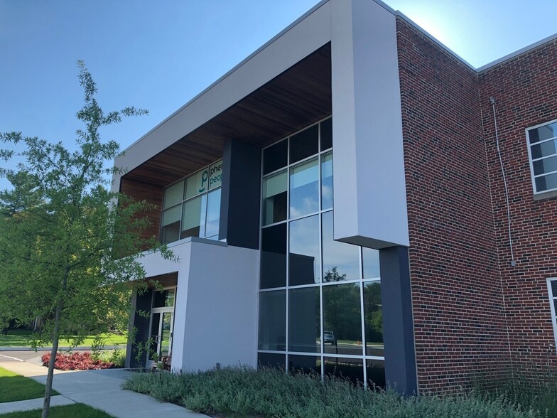 300 Brookside Ave, Ambler, PA for lease - Building Photo - Image 3 of 6