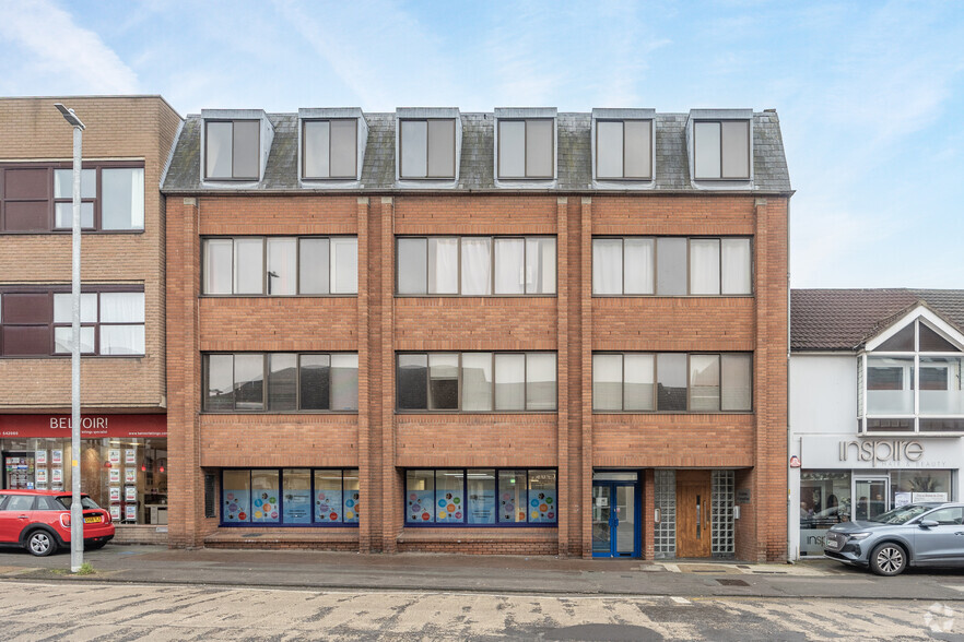 47-49 Commercial Rd, Swindon for sale - Building Photo - Image 2 of 3