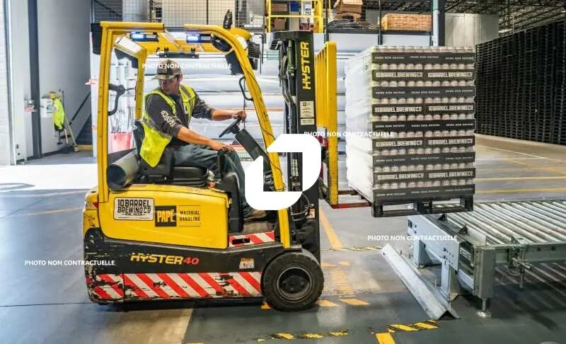 Flex in Lunel for sale - Building Photo - Image 2 of 7