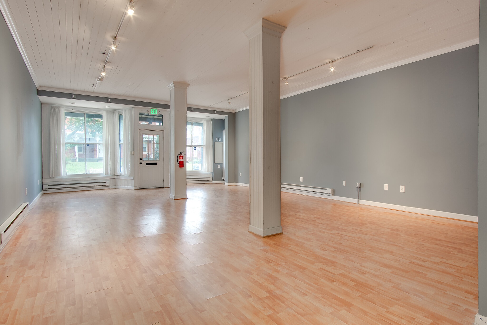 21 W Pennsylvania Ave, Walkersville, MD for lease Building Photo- Image 1 of 2