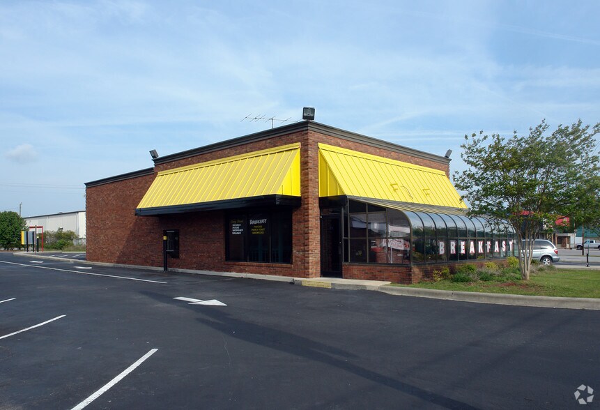 103 Western Blvd, Jacksonville, NC, 28546 Fast Food Property For Sale