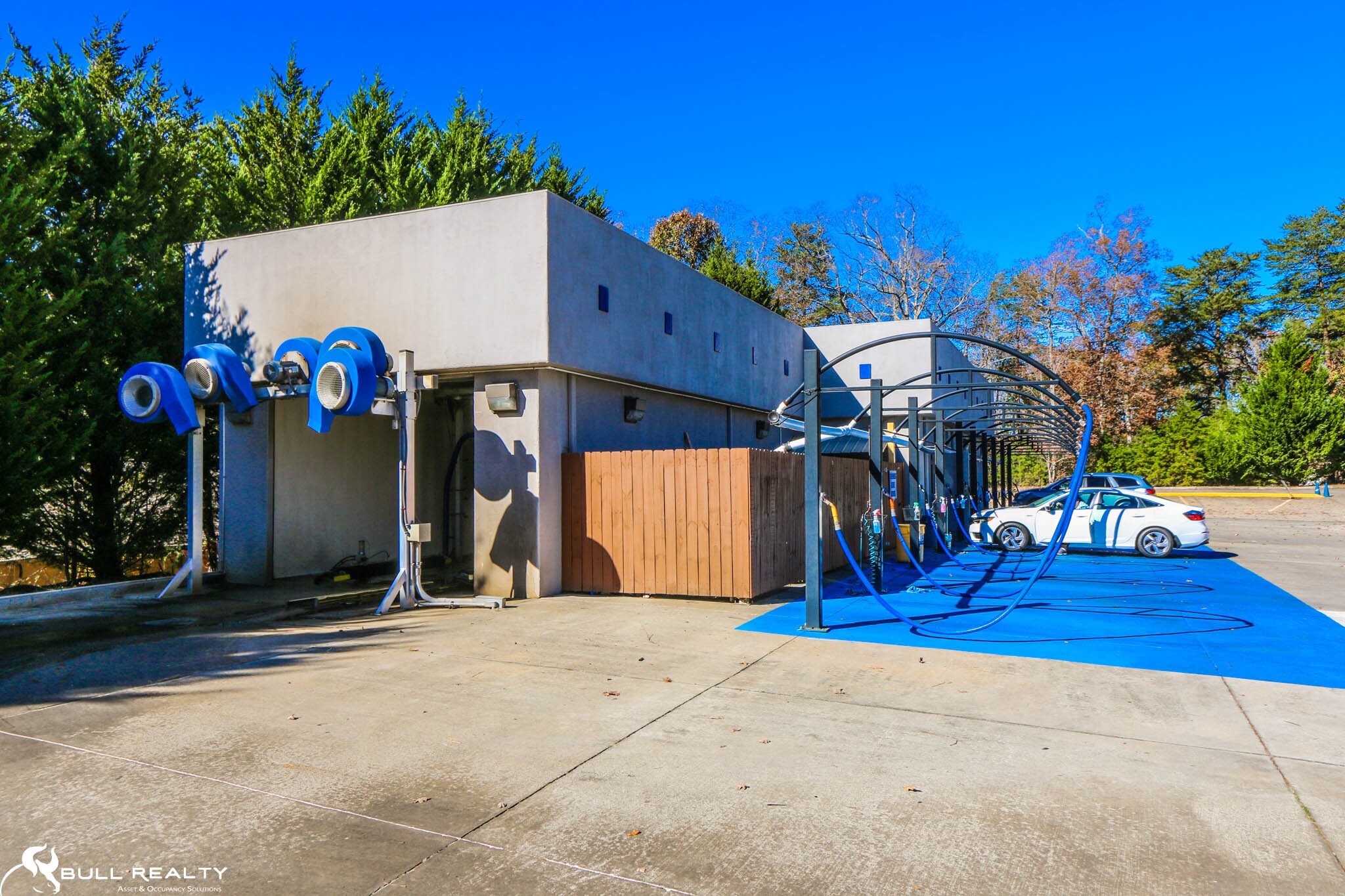 950 McEver Rd, Gainesville, GA 30504 Lakeside Car Wash