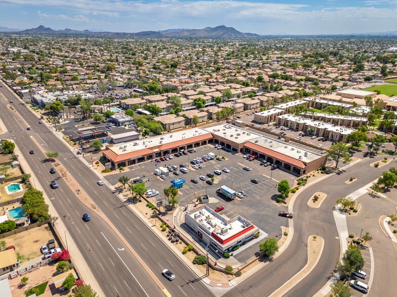 4139 W Bell Rd, Phoenix, AZ for lease - Building Photo - Image 2 of 15