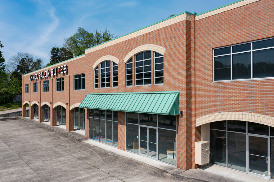 6946 Harrison Ave, Cincinnati, OH for lease - Building Photo - Image 3 of 11