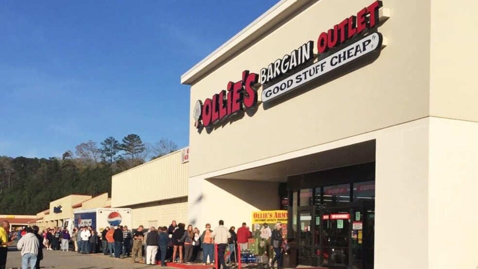 5200 W Waco Dr, Waco, TX for sale - Building Photo - Image 1 of 1