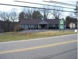 69 Hall Rd, Sturbridge, MA for sale Primary Photo- Image 1 of 1