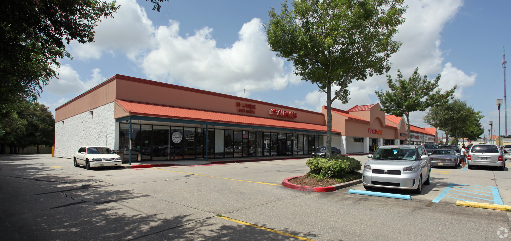 4001 General De Gaulle Dr, Algiers, LA for lease Primary Photo- Image 1 of 5