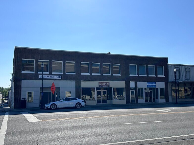 421427 2nd Ave SW, Cullman, AL 35055 Carolyn J Hames Building