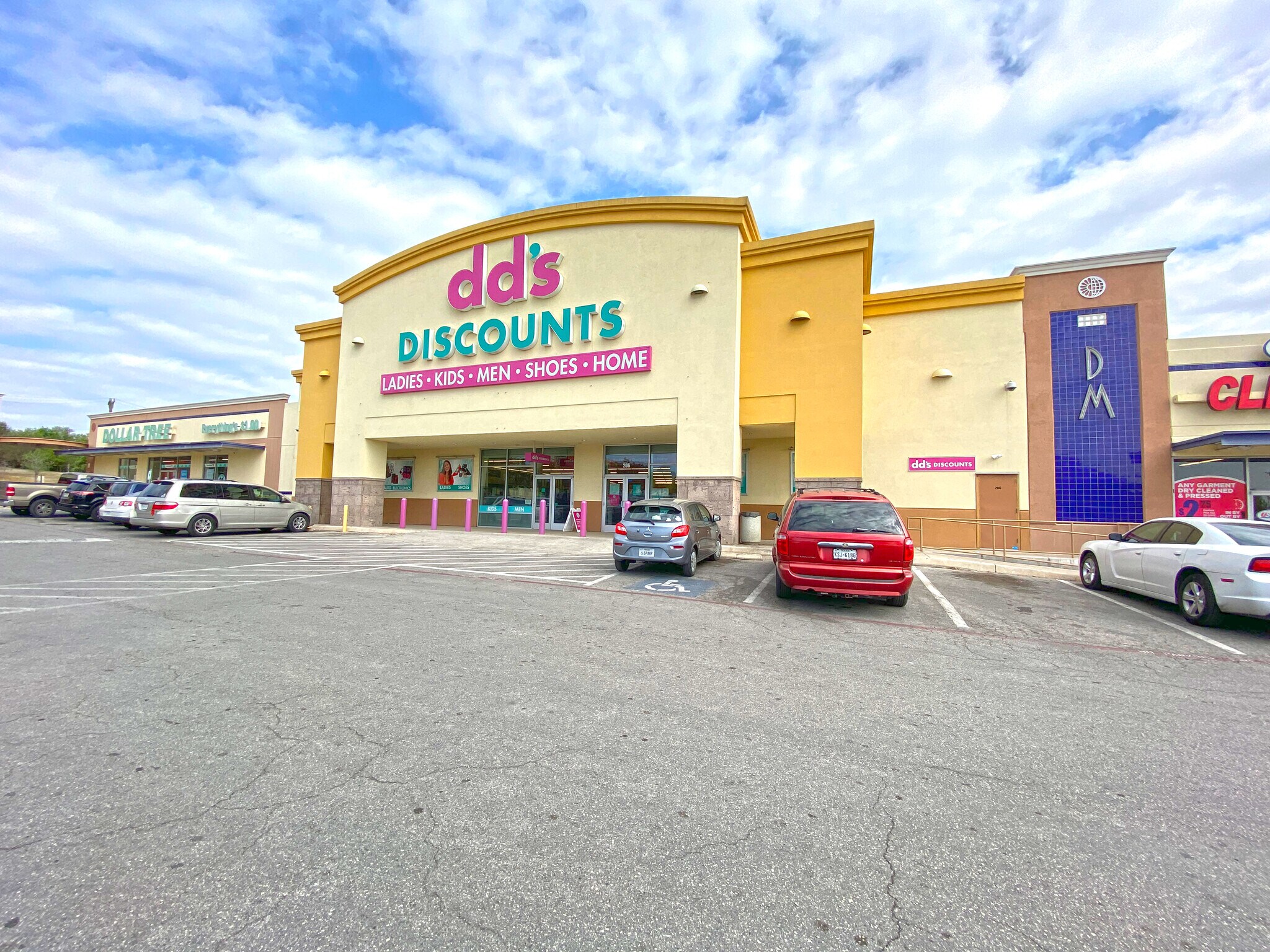 1803 Vance Jackson Rd, San Antonio, TX for lease Building Photo- Image 1 of 16