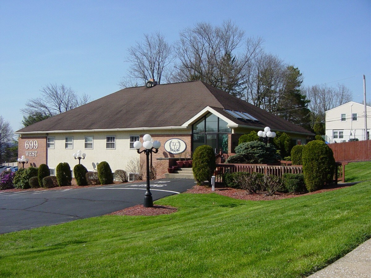 699 W Germantown Pike, Plymouth Meeting, PA 19462