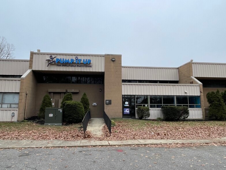 109 Post Office Rd, Waldorf, MD for lease - Building Photo - Image 1 of 11