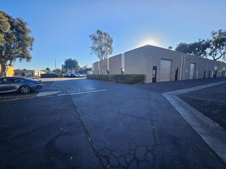 2602 Hoover Ave, National City, CA for lease - Building Photo - Image 3 of 5