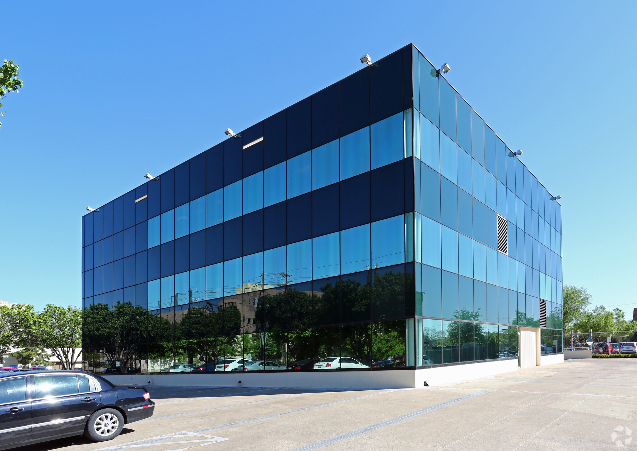 4004 Worth St, Dallas, TX for sale Primary Photo- Image 1 of 1