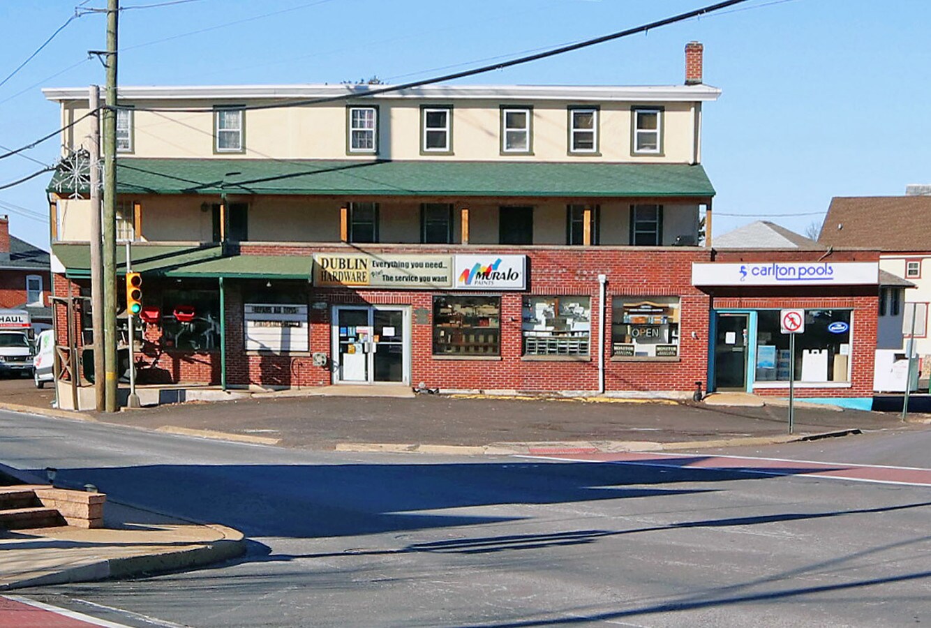 105 N Main St, Dublin, PA 18917