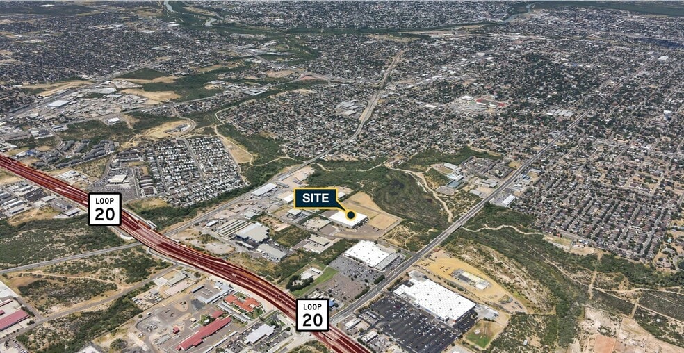 1820 Aguila Azteca, Laredo, TX for sale - Building Photo - Image 2 of 7