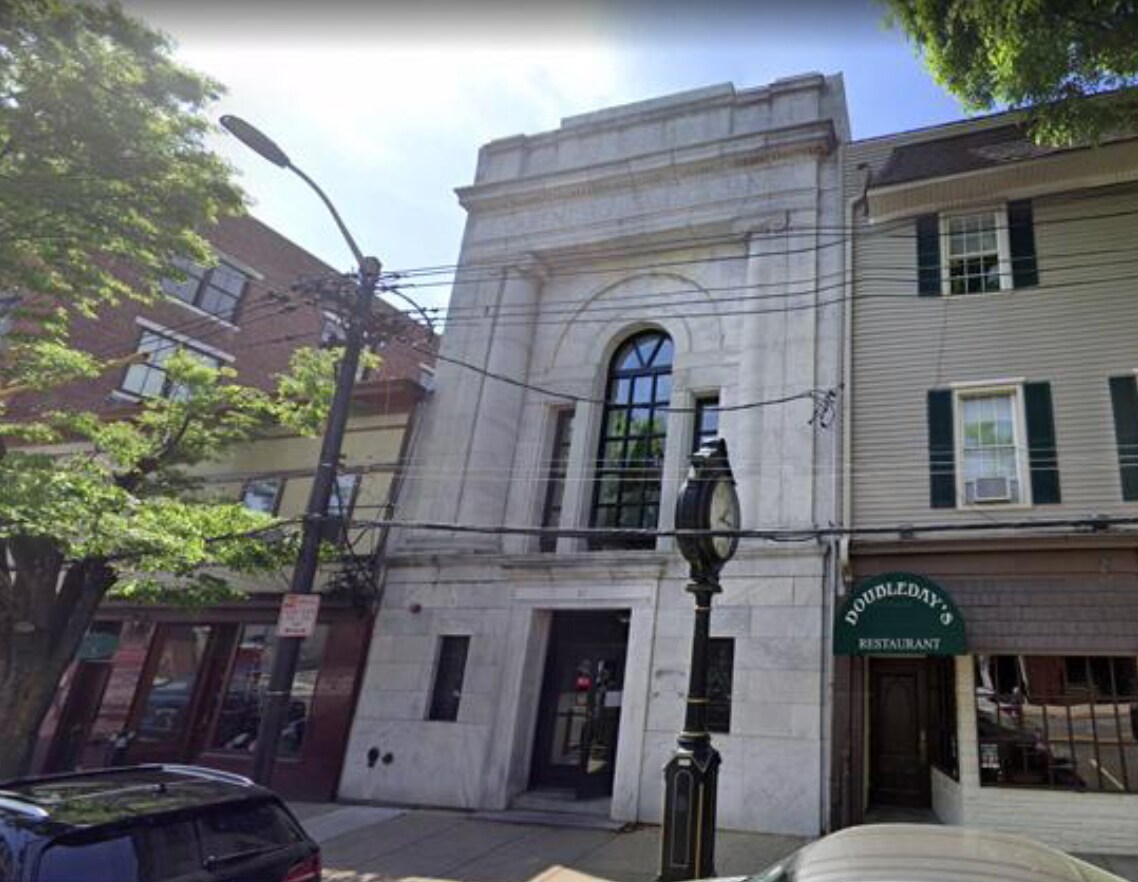 81 Main St, Dobbs Ferry, NY 10522