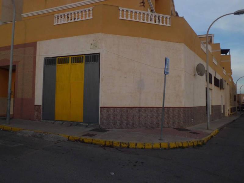 Retail in El Ejido for sale Building Photo- Image 1 of 12