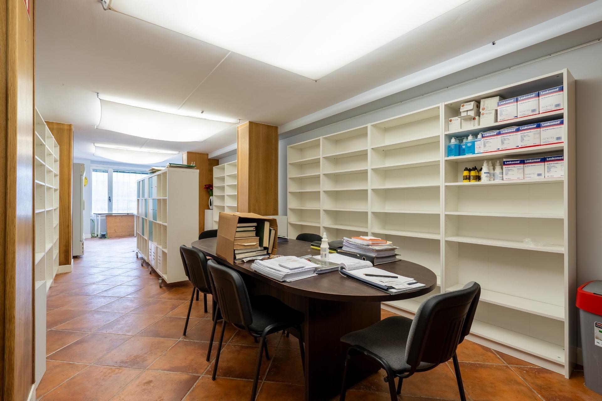 Retail in Ondarroa, Vizcaya for sale Interior Photo- Image 1 of 75