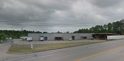 1604 E Whaley St, Longview, TX for lease Building Photo- Image 1 of 7